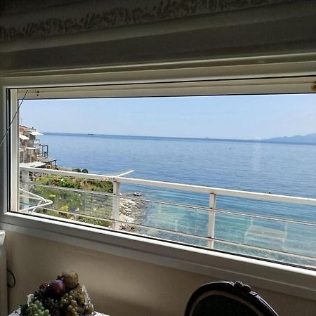 Roof Garden By The Sea Apartment Kavala Exterior photo