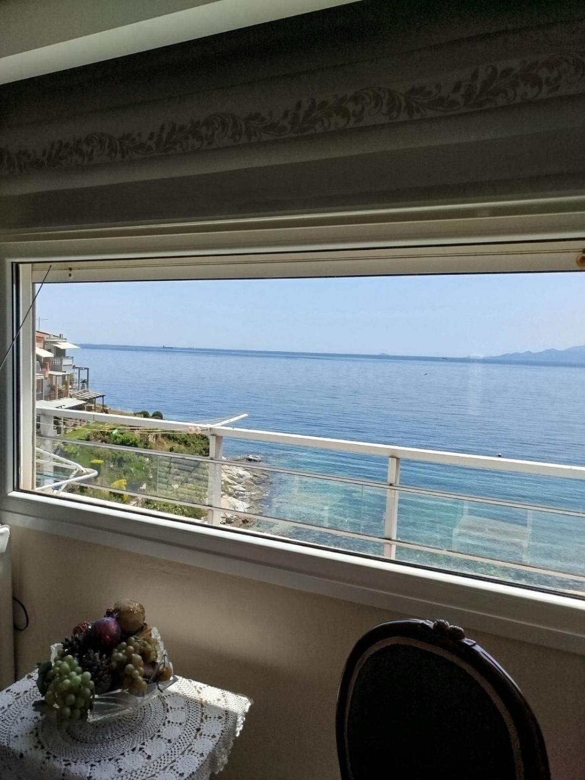 Roof Garden By The Sea Apartment Kavala Exterior photo